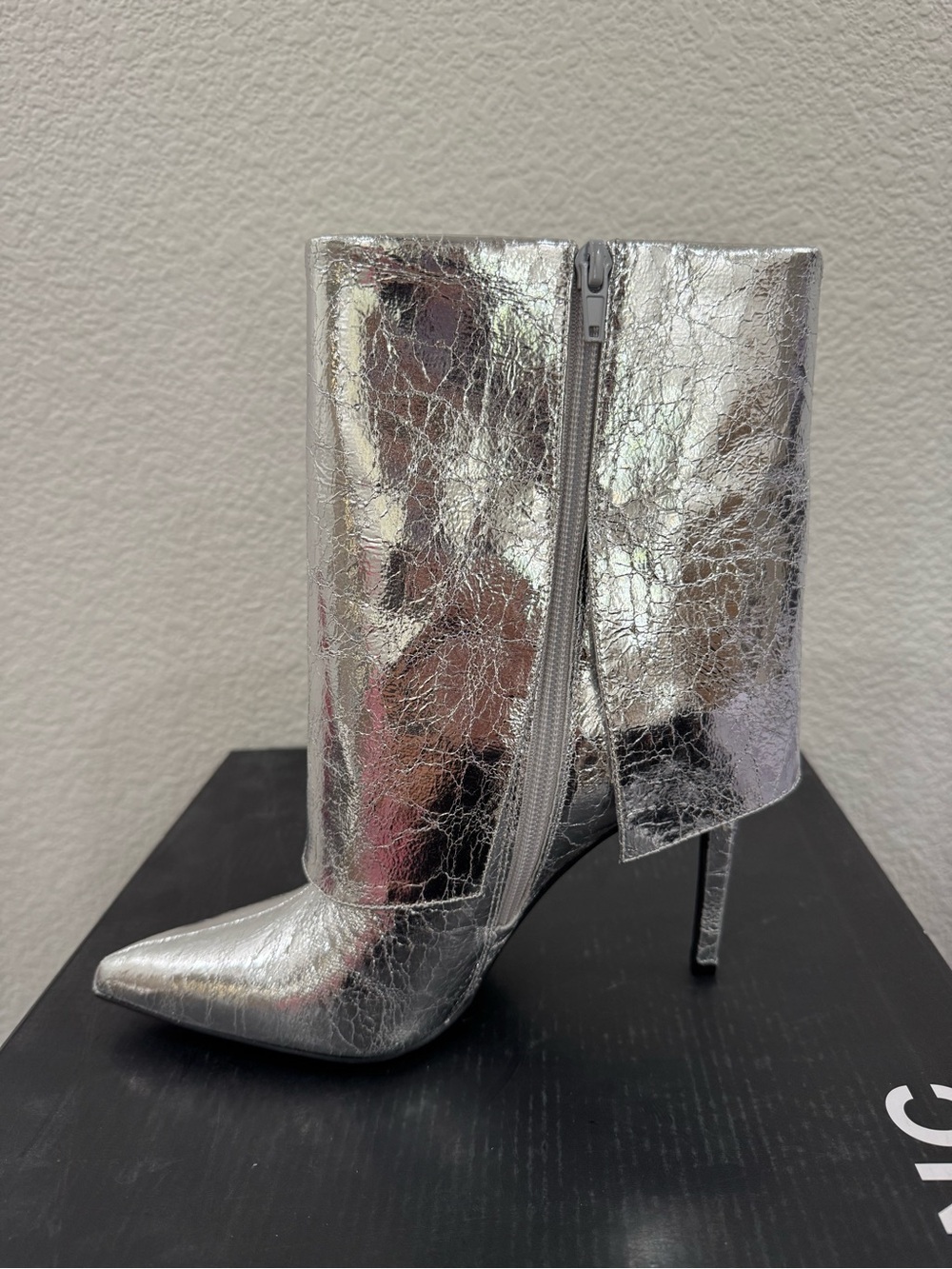 NWT Womens INC Metallic Silver Pointed-Toe Stiletto Ankle Boot